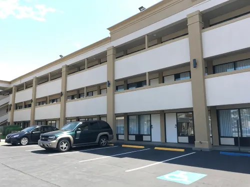 Super 8 by Wyndham Alexandria/Washington D.C. Area Extérieur Photos