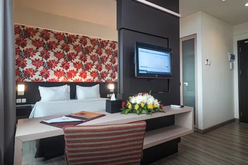 Solo Paragon Hotel & Residence Photos