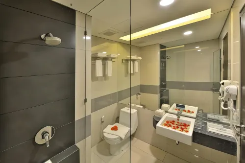 Hotel California Bandung Rooms Photos
