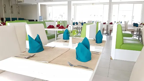 Front One Resort Magelang Makanan Photos