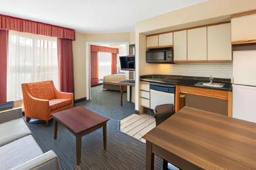 Affordable Suites of America Detroit-Warren Photos