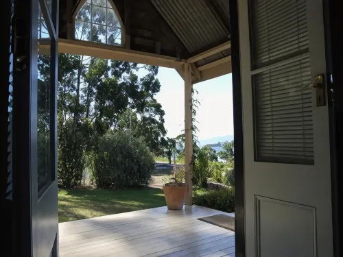 Bruny Island Escapes and Hotel Bruny Public Areas Photos