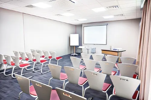 Campanile Swindon Business Facilities Photos