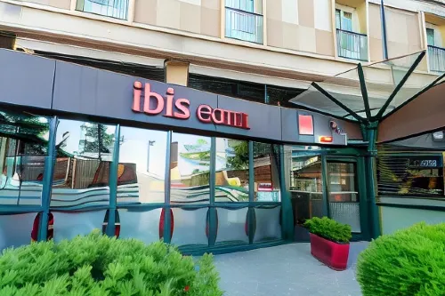 Ibis Strasbourg Centre Gare Esterni Photos
