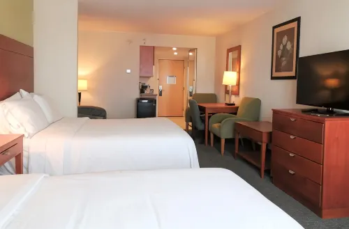 Holiday Inn Express & Suites Toluca Zona Aeropuerto Photos