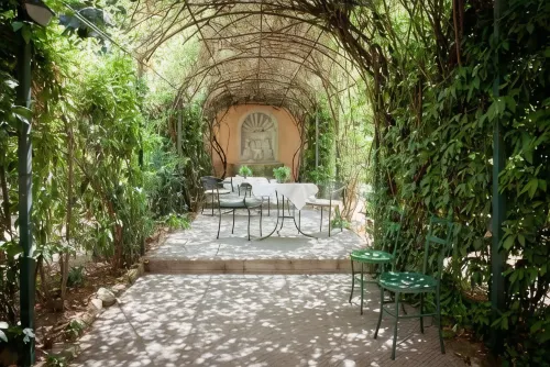 Classic Hotel Extérieur Photos