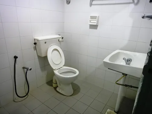 Hotel K T Mutiara Camere Photos