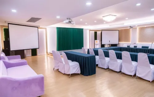 The One Surat Espaces Affaires Photos