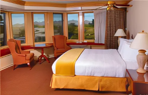Historic Santa Maria Inn Photos