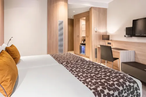 Catalonia Plaza Mayor Rooms Photos