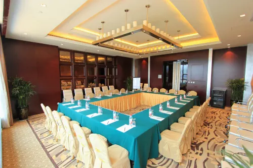 Movenpick Hotel Enshi Business Photos