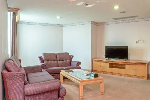 New Century Hotel Zimmer Photos