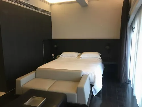 Jinjiang Inn Select (Shanghai Nanjing Road Pedestrian Street) Номера Photos