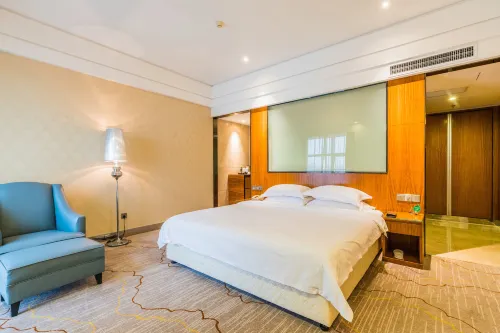 Oriental Fenghuang Hotel (Zhongshan Dengdu Ancient Town Huayi Square) Photos