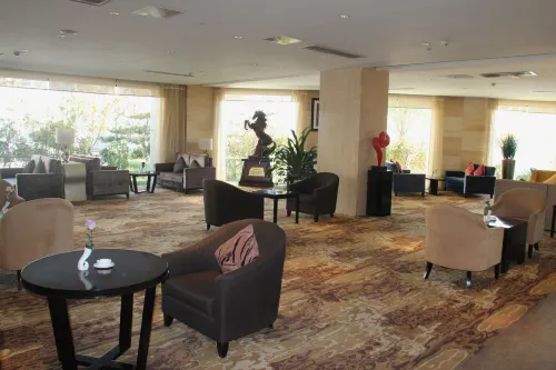 Ramada Plaza by Wyndham Weifang Öffentliche Flächen Photos