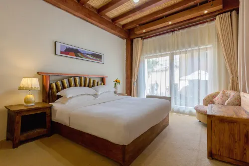Shangri-La Mubuo Hotel (Dukezong Ancient City) Rooms Photos