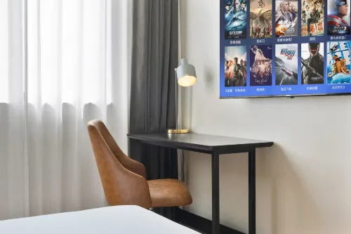 Campanile Hotel Chongqing Jiefangbei pedstrian street and Hongya  cave branch Kamar Photos