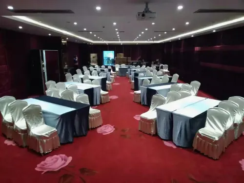 Ramada Plaza by Wyndham Weifang Geschäftseinrichtungen Photos