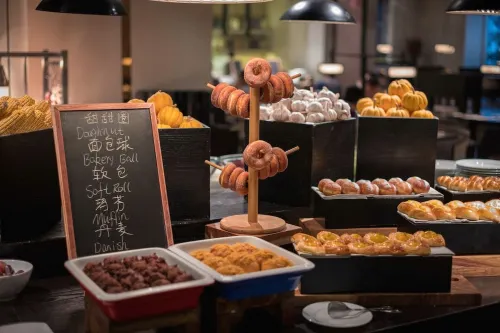 Hyatt Regency Wuhan Optics Valley Dining Photos