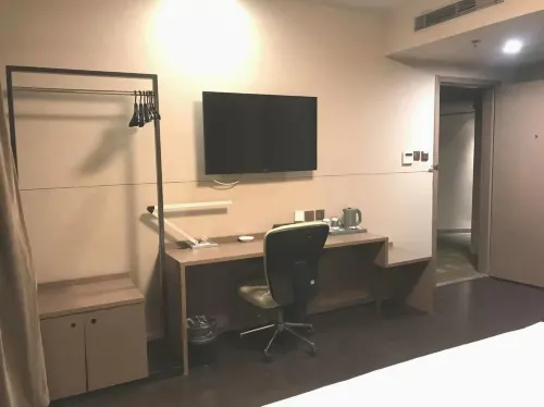 Jinjiang Inn Select (Shanghai Nanjing Road Pedestrian Street) Номера Photos