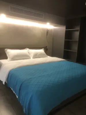 Zhuhai Low-key LOFT Suite Apartment (Huafa Shangdu Haiyin Youyicheng Branch) Kamar Photos