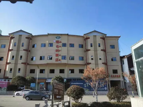 Vienna Hotel (Lijiang Old Town) Exterior Photos