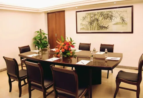 Guesthouse International Hotel Sanya Бизнес-удобства Photos