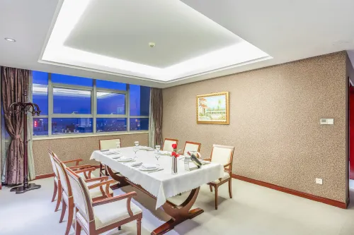 King Lion International Hotel Ristorazione Photos