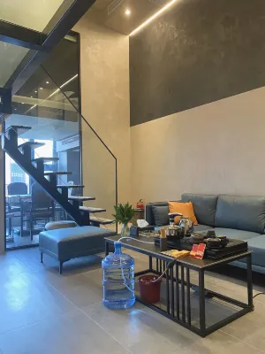 Zhuhai Low-key LOFT Suite Apartment (Huafa Shangdu Haiyin Youyicheng Branch) Photos
