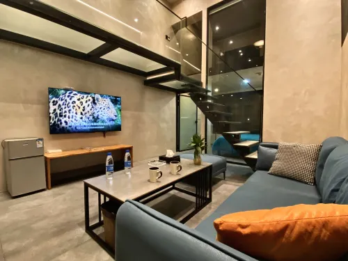 Zhuhai Low-key LOFT Suite Apartment (Huafa Shangdu Haiyin Youyicheng Branch) Area Publik Photos
