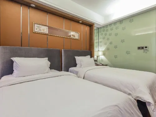New Century Hotel Zimmer Photos