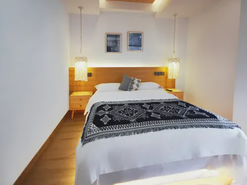 Fanjingshan Mountain and River Sample Homestay Photos
