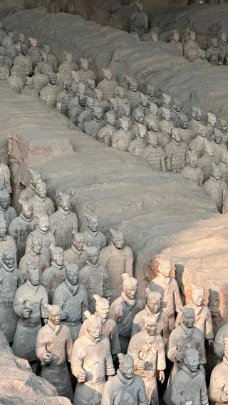 5D4N • Tuo Ling Legend Show & Xi'an City Wall & Emperor Qinshihuang's Mausoleum: Xi'an + Huashan Mountain + Emperor Qinshihuang's Mausoleum Site Museum with Cultural Show, City Wall Tour, Mausoleum Exploration