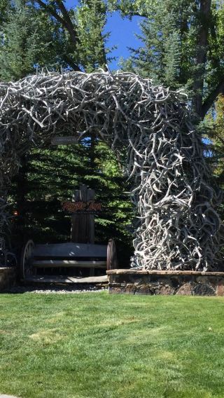 4D3N • Salt Lake City + Two national parks