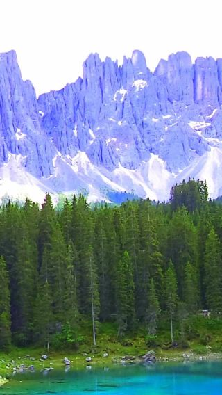 3D2N • Milan sets off on a journey to experience the breathtaking sunrises of the Dolomites.
