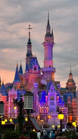 6D5N • Shanghai Disney Resort & Nanjing & Wuxi & Suzhou & Hangzhou & Wuzhen