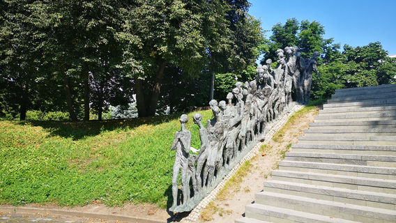 Monument to Fallen Jewish People on March 2, 1942