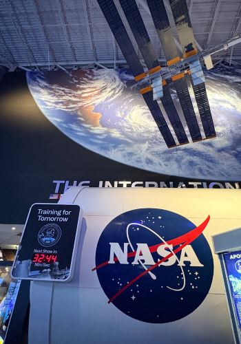 4D3N • Houston City · Explore Space Center and Museum of Natural Science Highlights