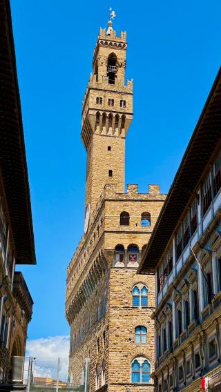 2D1N • Florence's Renaissance treasures + Tuscany's countryside or the ' Sky City' of Civita di Bagnoregio