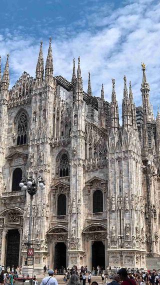 13D12N • Italy - Milan & Venice & Florence & Rome & Naples 