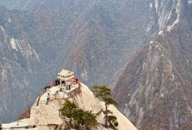 8日7晚 · 旅行團 · 陝西-北京「秦始皇帝陵博物院（兵馬俑）＋華山＋長城＋故宮」純玩無購物 · 外賓專享 24小時專車接送站 熱門景點 