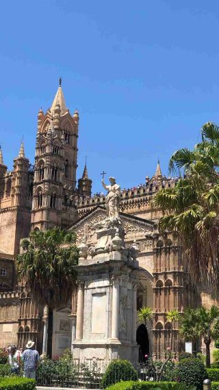 5D4N • Italy+Palermo+Cefalu+Taormina+Syracuse+Erice+Mount Etna+Valley of the Temples+Monreale Cathedral+Venus Castle