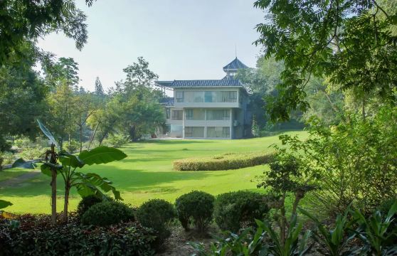 สวนพฤกษศาสตร์สมุนไพรกว่างซี (Guangxi Medicinal Herb Botanical Garden)