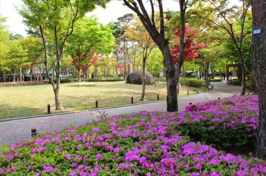 2·28 Memorial Park