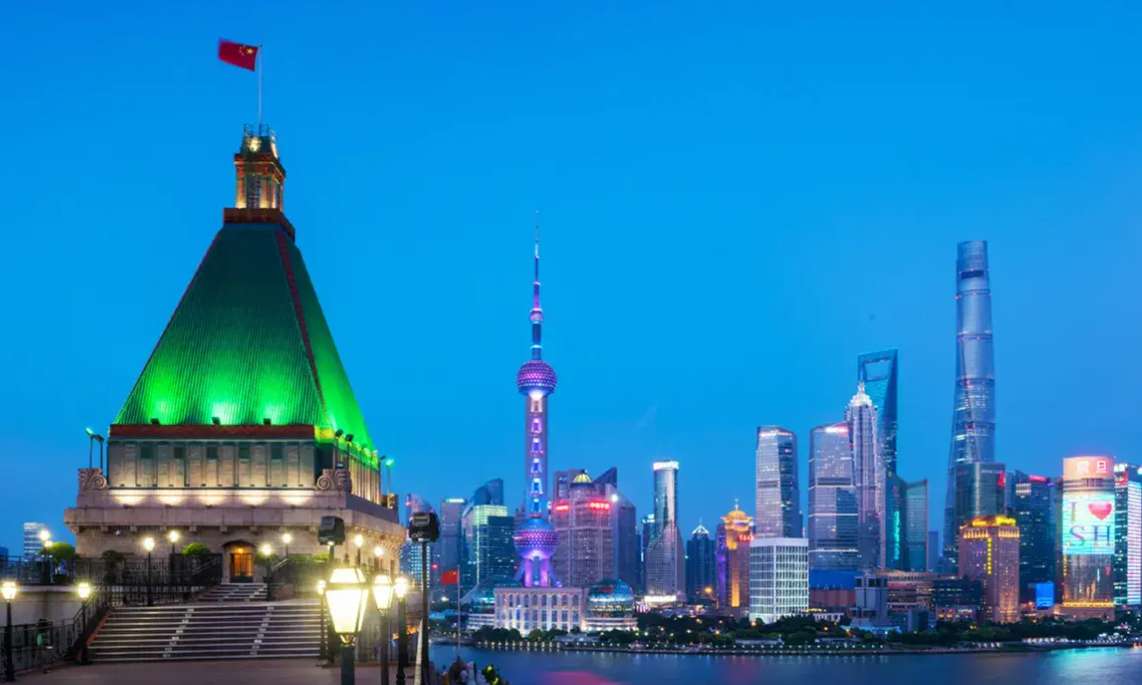 Top Reasons to Visit the Bund in Shanghai | View from the Peace Hotel, Shanghai