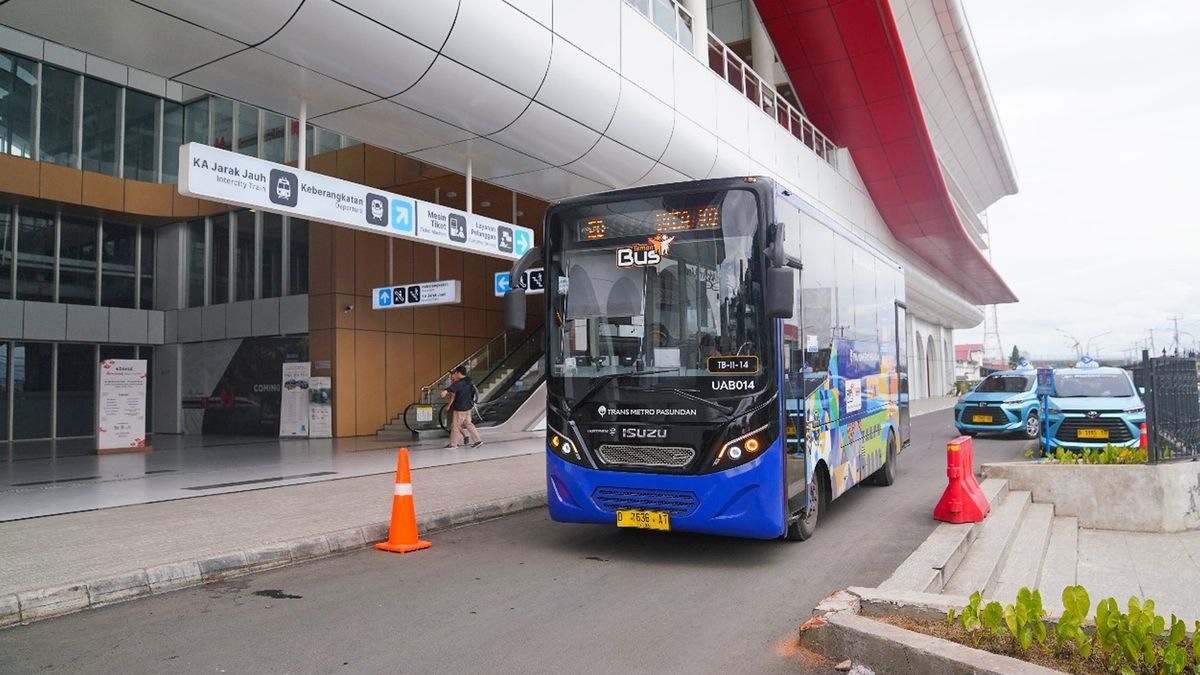 Transportasi Publik Hemat dan Praktis di Kota Bandung