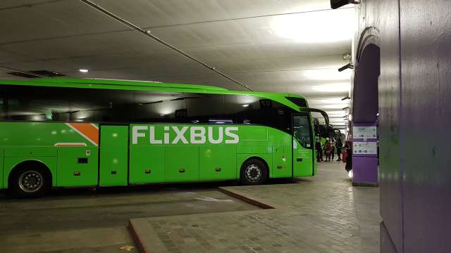 naik bus