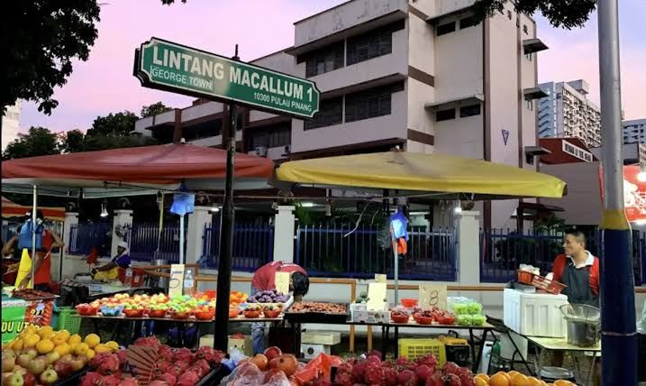 Macallum Street Night Market