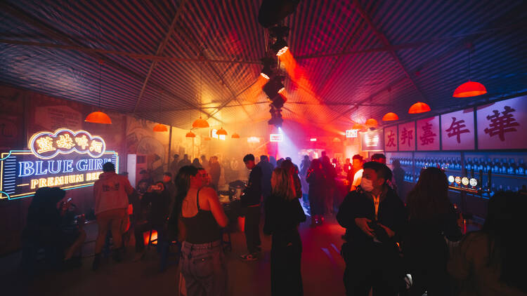 AIA 友邦嘉年華 | 藍妹大牌檔