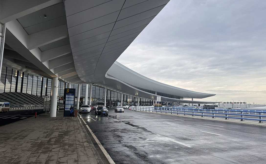 Ürümqi Tianshan Airport Info and Location